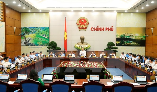 Government convenes regular meeting for October - ảnh 2